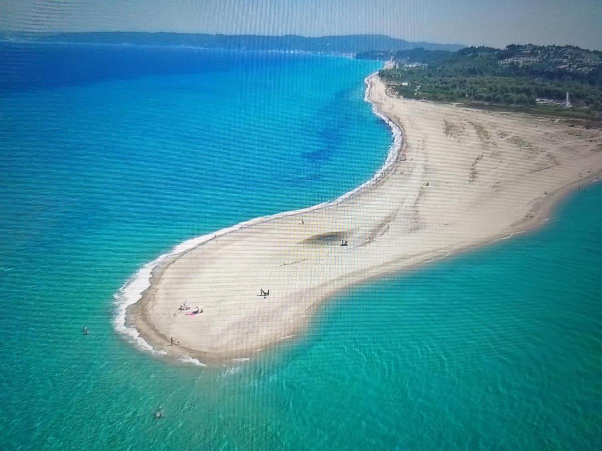 Villa Achilleos Possidi Exteriör bild